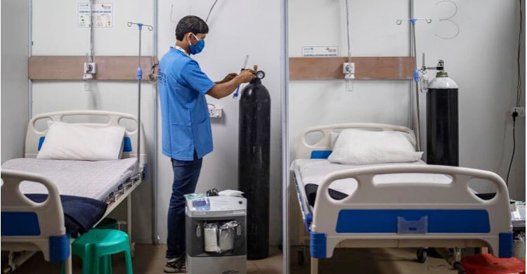 India fears new COVID wave as Omicron infections spread