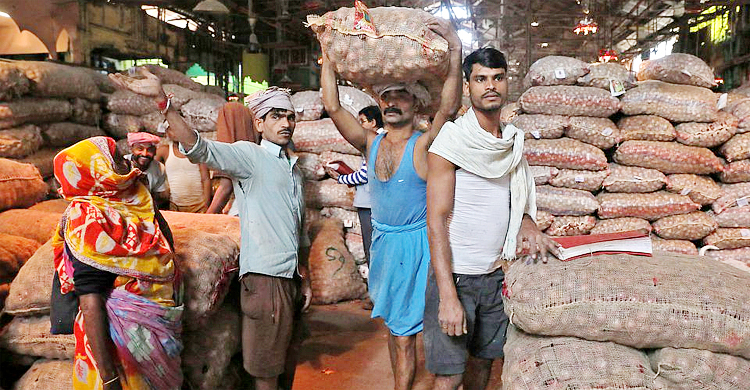 Indian inflation likely accelerated to a six-month high in Dec