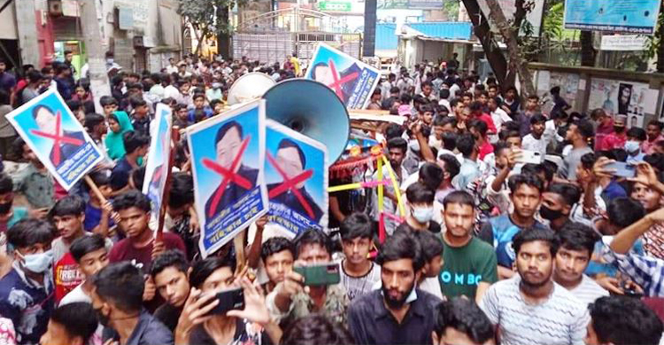 এ যাত্রায় রক্ষা মেয়র জাহাঙ্গীরের, পাচ্ছেন &lsquo;কড়াবার্তা&rsquo;