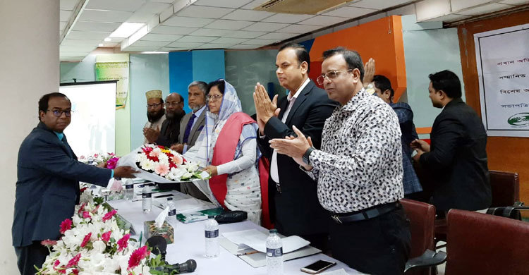 বীমা কোম্পানিতে ‘উইমেন্স উইং’ খোলার আহ্বান