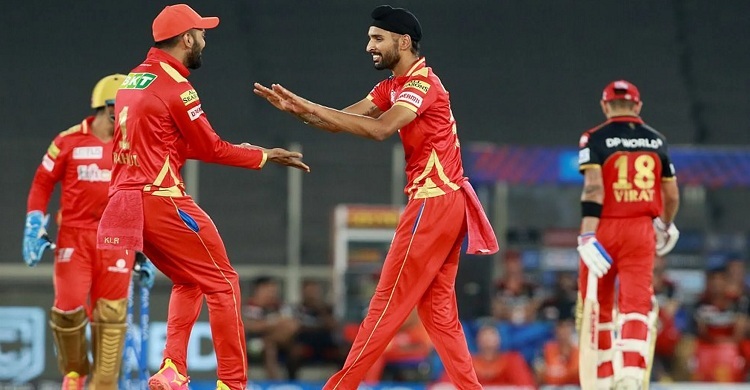 উড়তে থাকা ব্যাঙ্গালুরুকে মাটিতে নামাল পাঞ্জাব