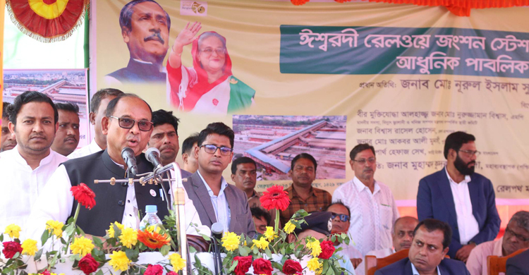 রেলে সেবার মান-আয় বেড়েছে