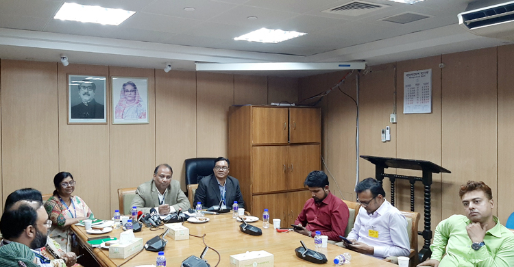 গ্রাহকের আমানতের পূর্ণ নিশ্চয়তা রয়েছে ইসলামী ব্যাংকে
