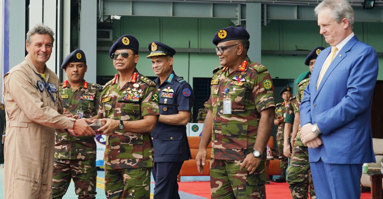 সেনাবাহিনীতে যুক্ত হলো নতুন সামরিক বিমান