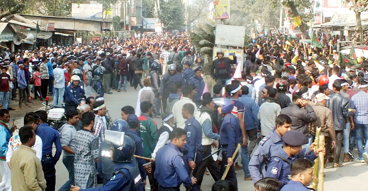 বিজয় দিবসেও সংঘর্ষে জড়ালো আ.লীগের দু’পক্ষ