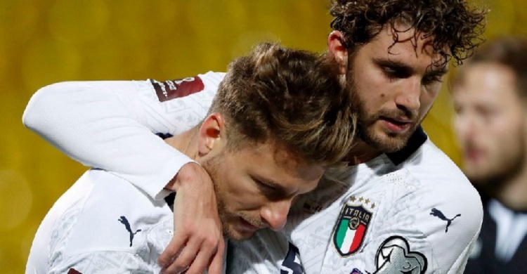 Italy make hard work of Lithuania