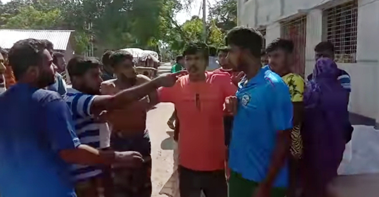 মেসের সিট দখল নিয়ে ইবি শিক্ষার্থীদের মারামারি