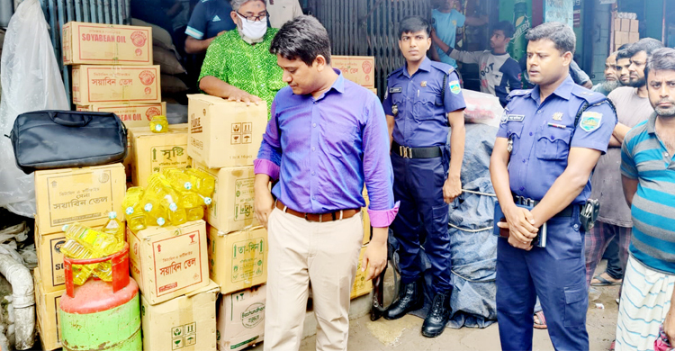 পাবনায় অভিযানে সোয়া লাখ লিটার ভোজ্যতেল জব্দ, জরিমানা পৌনে ৭ লাখ