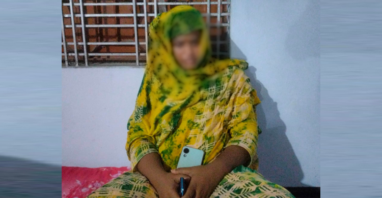 বিয়ের দাবিতে আইনজীবীর বাড়িতে নার্সের অনশন