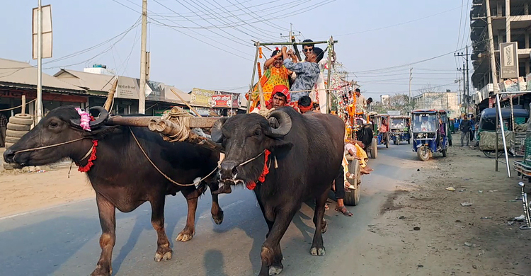 ছেলের সুন্নতে খতনায় বাবার ব্যতিক্রমী আয়োজন