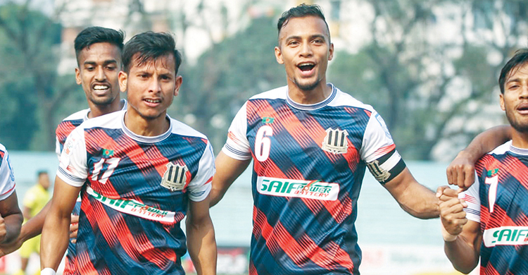 রেফারিকে ‘লাথি মেরে’ শাস্তির মুখে জামাল ভূঁইয়া