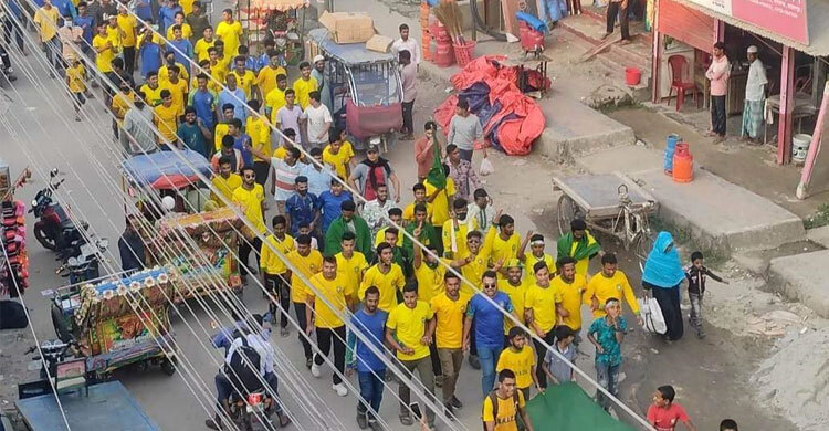 জামালপুরে ব্রাজিল সমর্থকদের আগাম আনন্দ শোভাযাত্রা