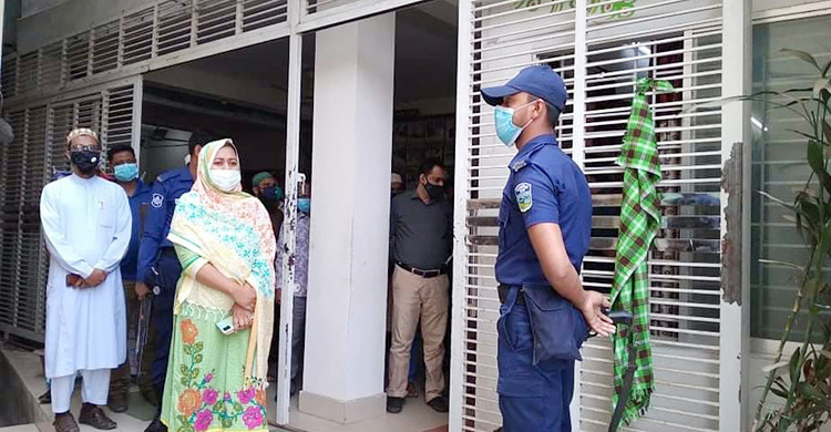 গোপনে ক্লাস নেয়ায় শিক্ষাপ্রতিষ্ঠানের জরিমানা