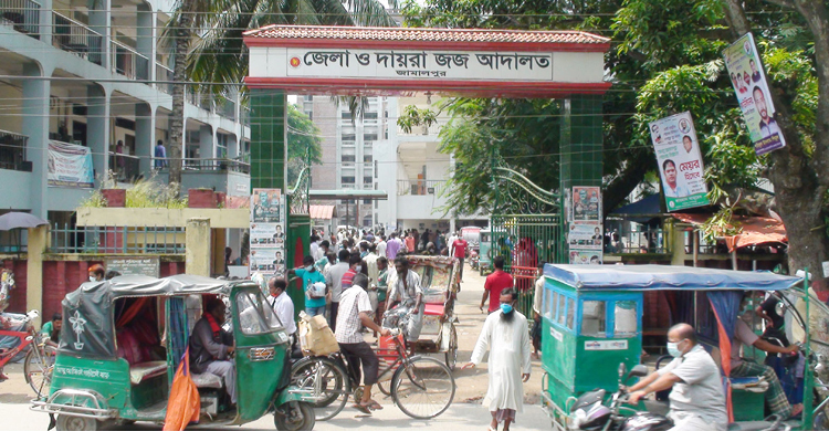 ট্রিপল মার্ডার মামলায় একজনের মৃত্যুদণ্ড, ১২ আসামি খালাস