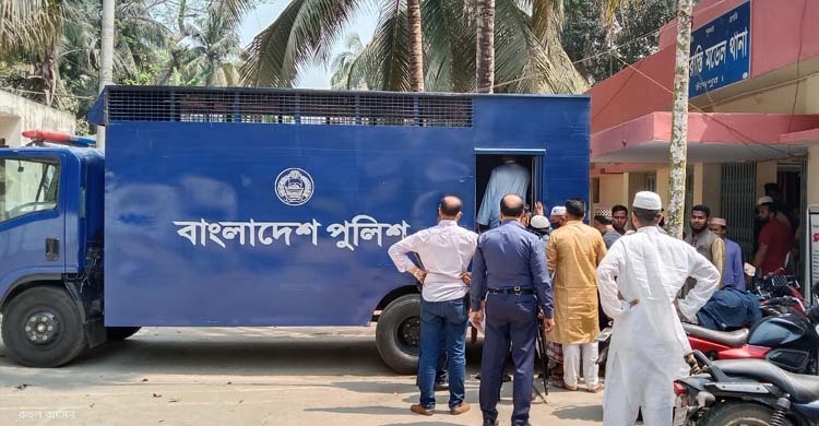 চাঁদপুরে জামায়াতের ১৪ নেতা গ্রেফতার