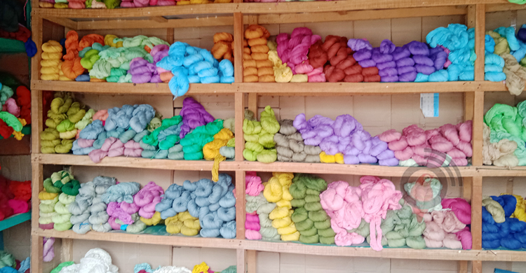 দাম নিয়ে বিপর্যস্ত জামদানি শিল্পীরা