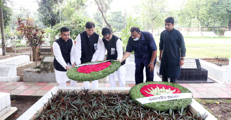 ব্রিগেডিয়ার জামিলের কবরে আওয়ামী লীগের শ্রদ্ধা
