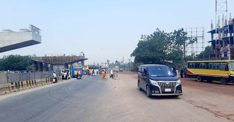 সিরাজগঞ্জের সব মহাসড়কে যান চলাচল স্বাভাবিক