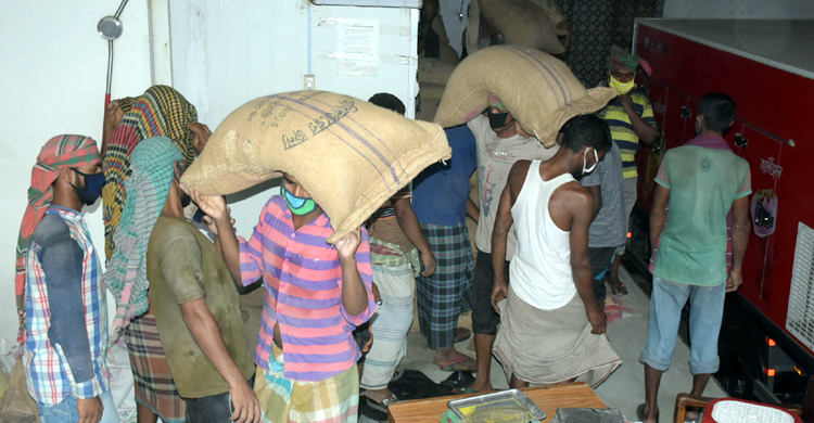 যশোরে চার হাজার কেজি সরকারি চাল জব্দ, আটক ২