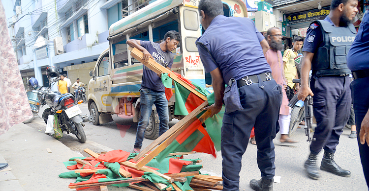 যশোরে বিএনপি যুবলীগের পাশাপাশি সভা-সমাবেশ, চাকুসহ আটক ৩