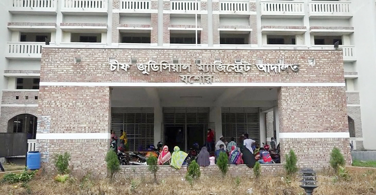 ভরণ-পোষণ না দেওয়ায় দুই ছেলের বিরুদ্ধে বাবার মামলা