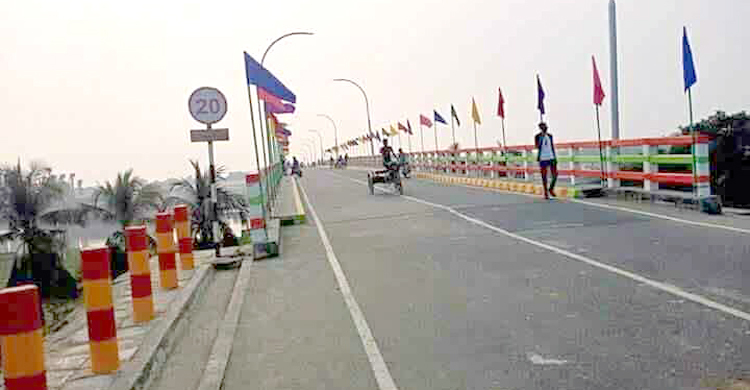 স্বপ্ন পূরণের অপেক্ষায়