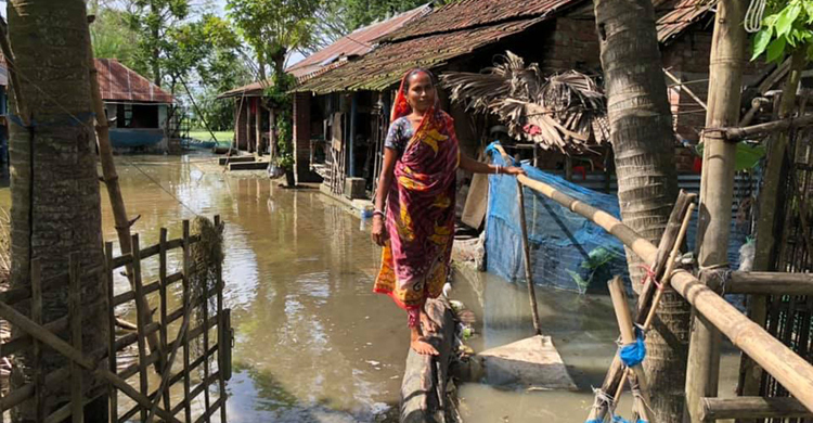 ‘উঠোনে জল, ব্লক না হলি না খেয়ে মরতি হবে’