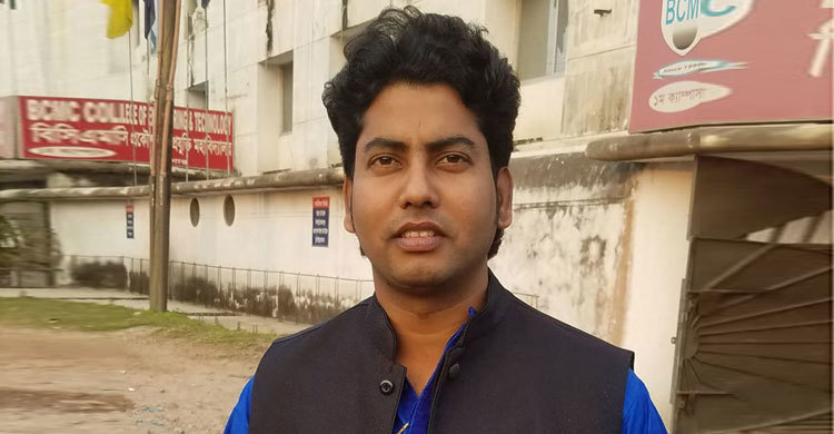 ফিল্মি স্টাইলে তুলে নিয়ে যাওয়া আরিফের আজও খোঁজ নেই