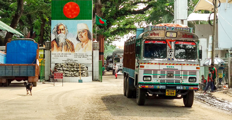 বেনাপোলে দুদিন আমদানি-রপ্তানি বন্ধ