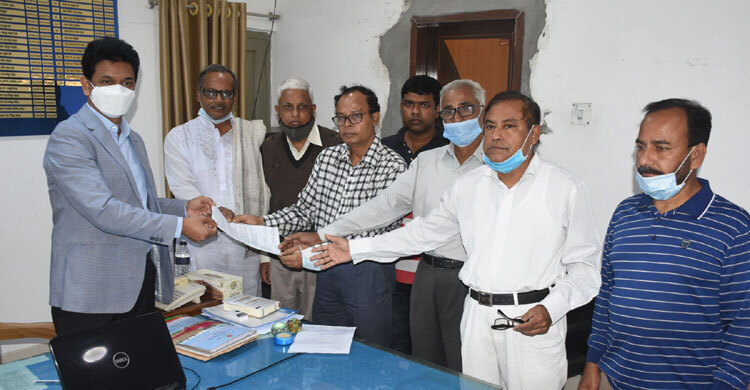 যশোর শিক্ষাবোর্ডের চেয়ারম্যান-সচিবের অপসারণ দাবি