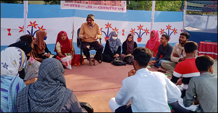 জমে উঠেছে যশোরের বইমেলা