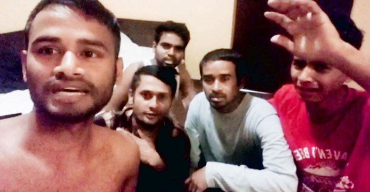 রোমানিয়ায় বন্দি ৫ যুবকের আর্তনাদে কাঁদছে মাদারীপুর