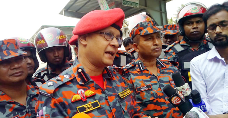 কর্তৃপক্ষের গাফিলতিতে লঞ্চে অগ্নিকাণ্ড: ফায়ার পরিচালক