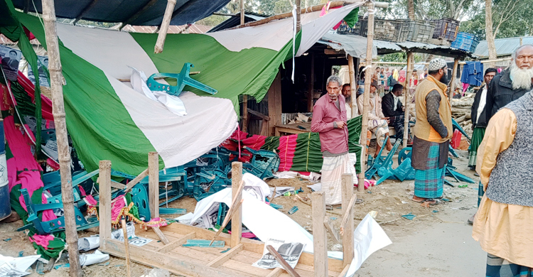 শৈলকুপায় স্বতন্ত্র চেয়ারম্যান প্রার্থীর অফিস-প্রচার মাইক ভাঙচুর