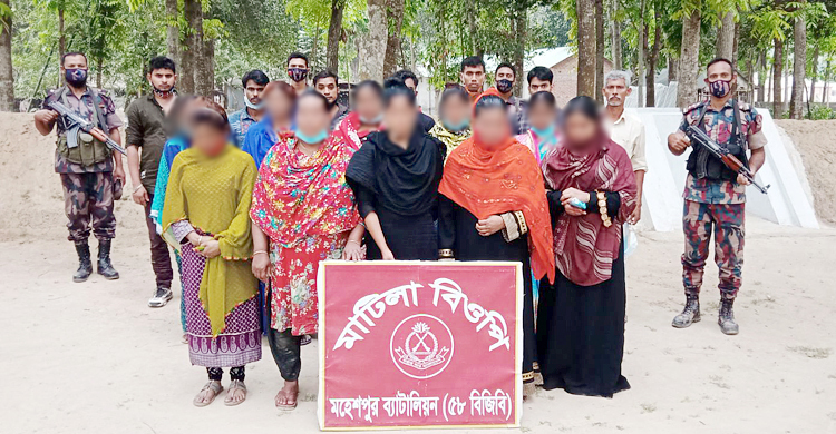 ঝিনাইদহে ভারতে প্রবেশের সময় ২২ বাংলাদেশি আটক