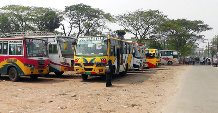 মালিক-শ্রমিক দ্বন্দ্ব, বন্ধের ৮ ঘণ্টা পর ঝালকাঠিতে চলছে বাস