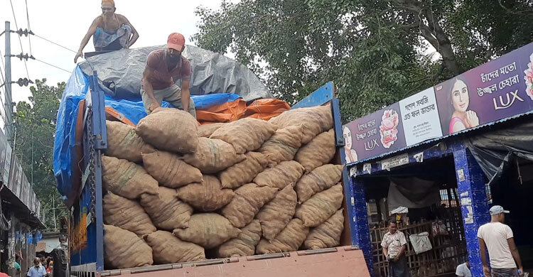সবজি পরিবহনে ট্রাকপ্রতি বেড়েছে ৫ হাজার টাকা