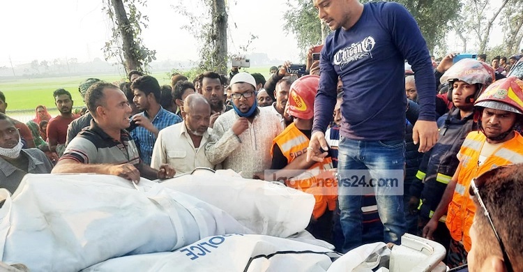 Fatal road crash kills 10 in Jhenaidah