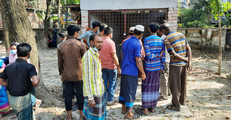 বাড়ি ফেরার পথে আ’লীগ কর্মীকে ছুরিকাঘাতে হত্যা