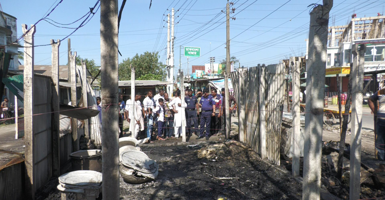 ঝিনাইদহে আ’লীগ কার্যালয়ে দুর্বৃত্তের আগুন