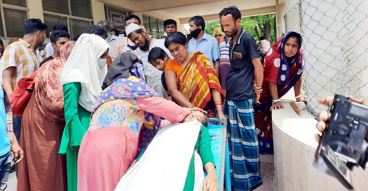 ঝিনাইদহে স্কুলে ‘আয়রন ট্যাবলেট খাওয়ার পর’ শিক্ষার্থীর মৃত্যু