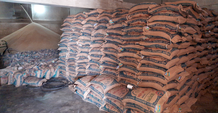 খুচরায় বাড়তি চালের দাম, অভিযোগের তীর মিলারদের দিকে