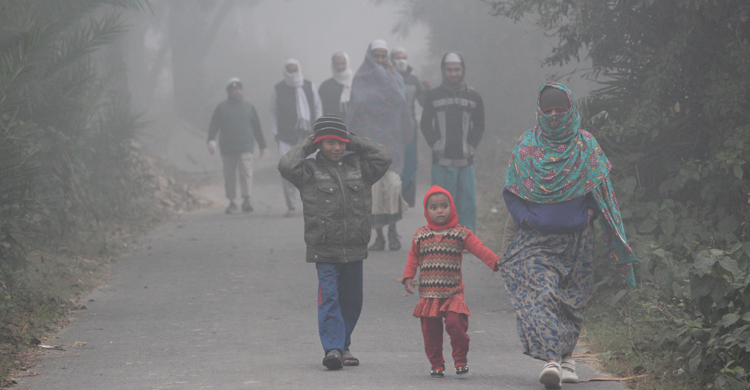 দেখা মেলেনি সূর্যের, শীতে বিপর্যস্ত মানুষ
