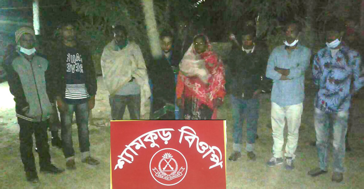 সীমান্ত অতিক্রমকালে ঝিনাইদহে গ্রেফতার ৮