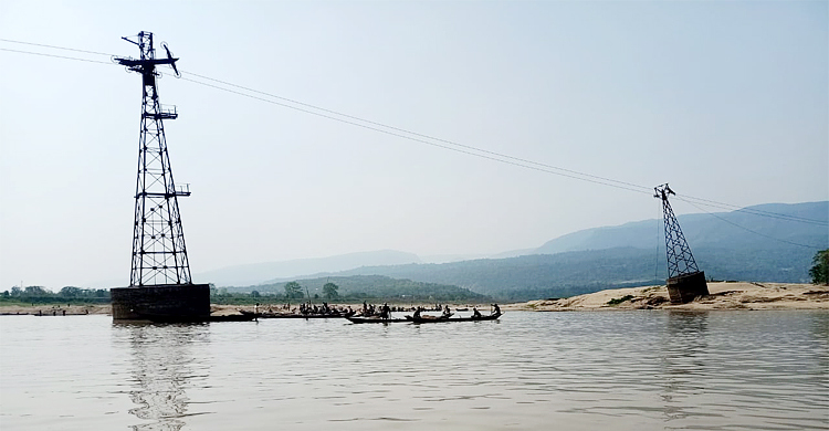 পাথর তুলতে গিয়ে ঝড়ের কবলে কিশোরের মৃত্যু