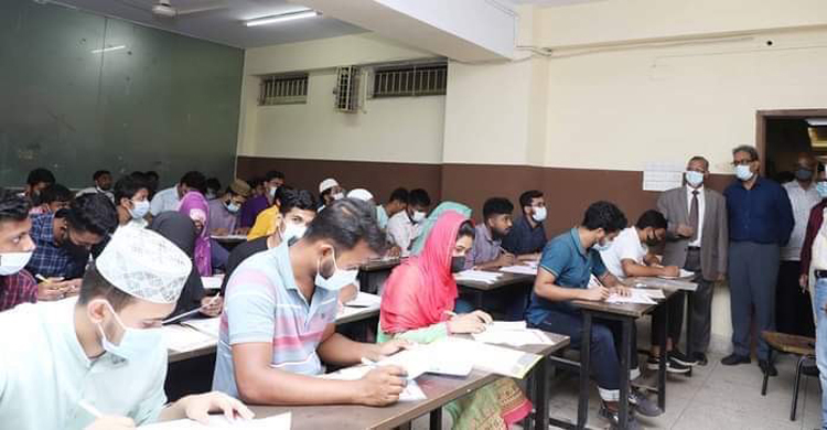 জবিতে গুচ্ছের বি ইউনিটের পরীক্ষা সম্পন্ন, উপস্থিতি ৯৩ শতাংশ