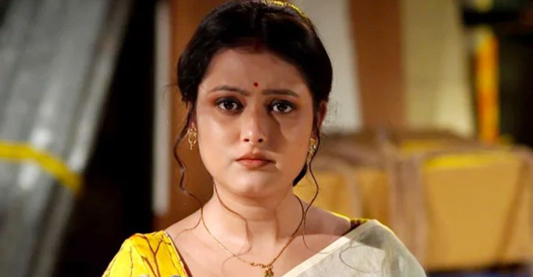 মৃত্যুর পরে গলায় ব্যান্ডেজ বেঁধে ফিরে এলো জবা!