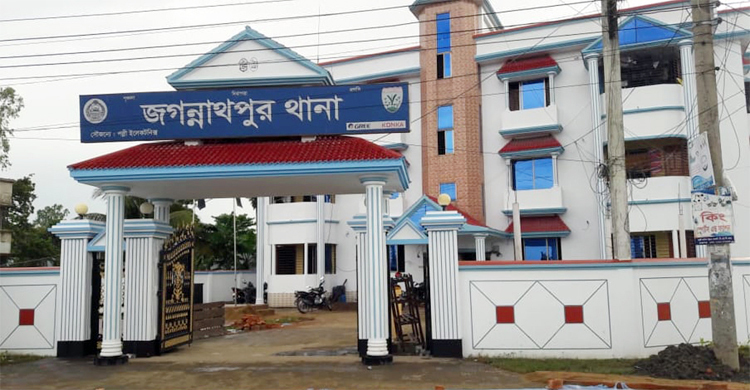 সুনামগঞ্জে ৪৮ আসামির থানায় আত্মসমর্পণ