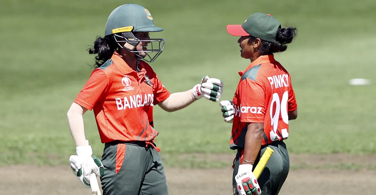 পাকিস্তানকে হারানোর পর র‍্যাংকিংয়েও এগুলেন পিংকি-জ্যোতিরা