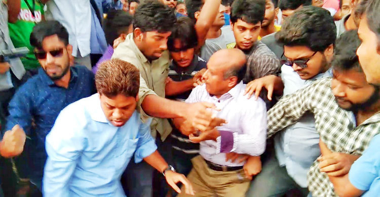 জাবির ৭ আন্দোলনকারীর বিরুদ্ধে থানায় জিডি
